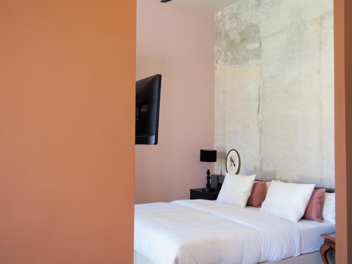 Suites 9 Malaga, Three Unique Suites With Private Plunge Pool Eksteriør billede