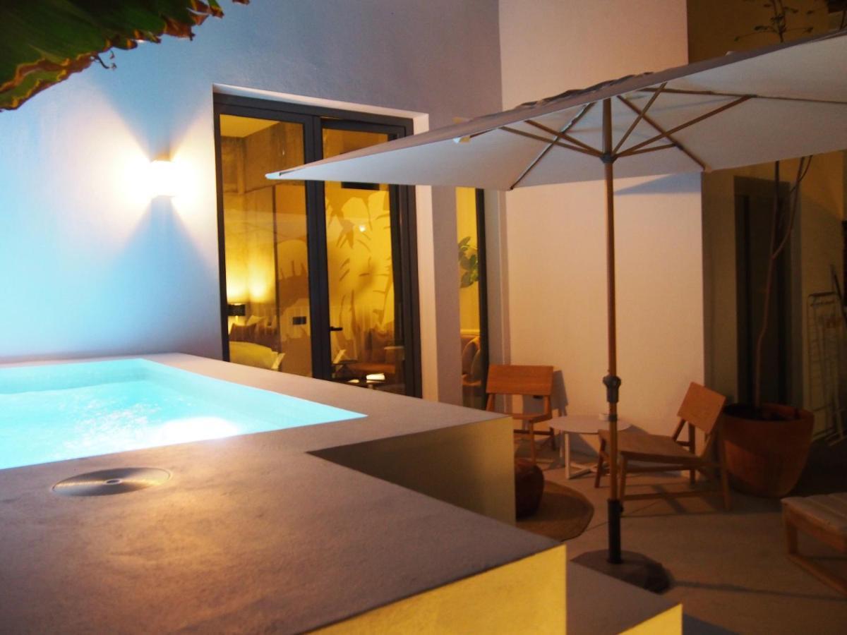 Suites 9 Malaga, Three Unique Suites With Private Plunge Pool Eksteriør billede